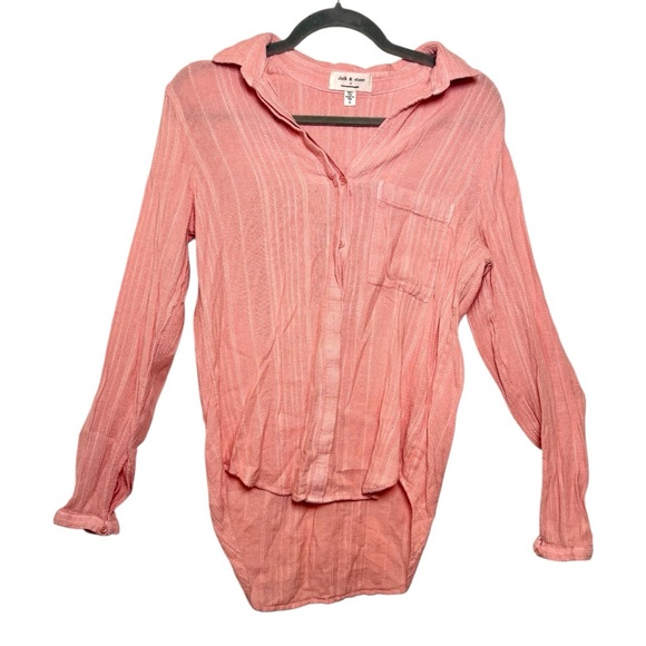 cloth & stone Tops - Cloth & Stone Pink Textured Button Shirt Hi Low Coastal Preppy Small